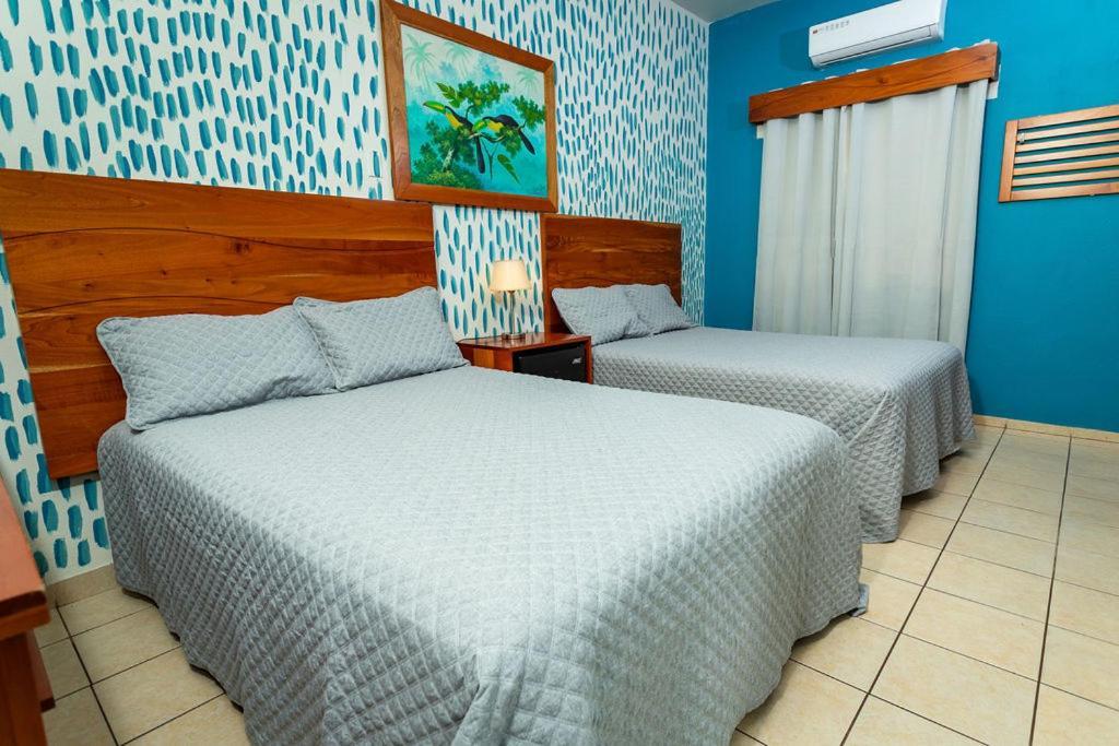 Hotel Vina Del Mar Omoa Bagian luar foto